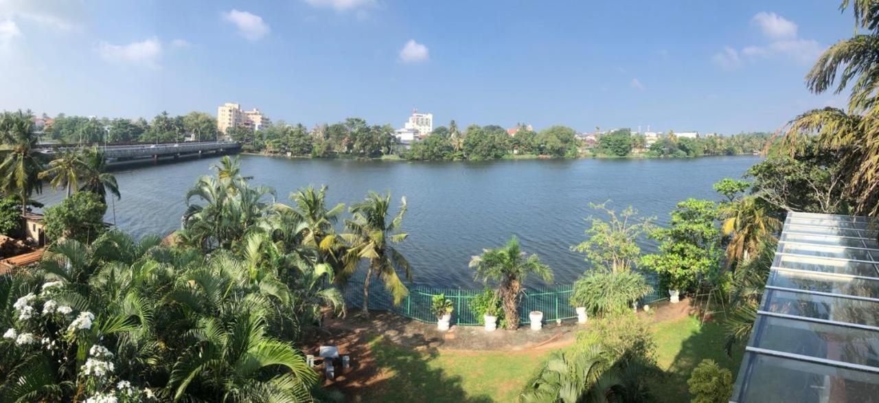 Amani Lake Resort Panadura Exterior photo